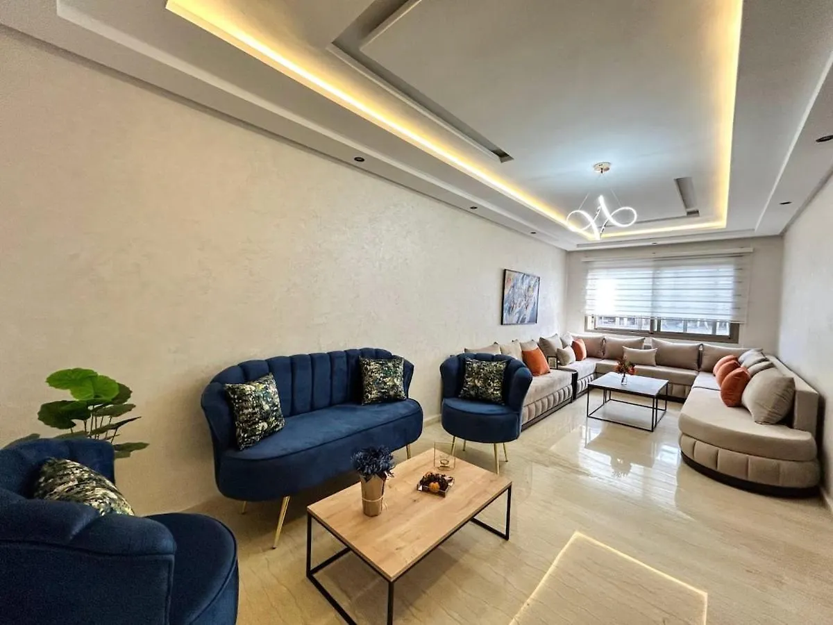 Family Stay Beautiful 2 Bedroom Apartment Casablanca Marocco