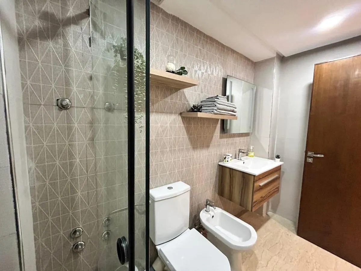Family Stay Beautiful 2 Bedroom Apartment Casablanca Marocco
