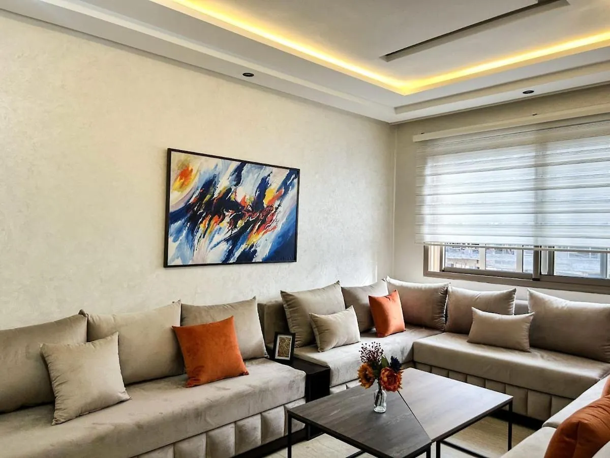 Family Stay Beautiful 2 Bedroom Apartment Casablanca